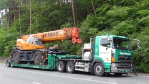 60tクレーン積載1