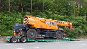 60tクレーン荷卸し2