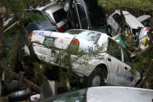 東日本大震災被災状況 2525ﾀｸｼｰ 36