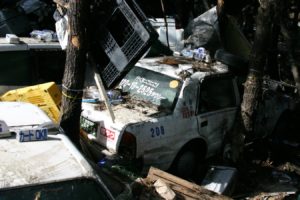 東日本大震災被災状況 2525ﾀｸｼｰ 28