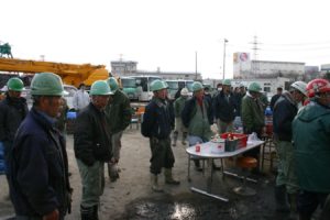 東日本大震災の様子を見る3 6 東北急送