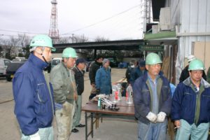 東日本大震災の様子を見る3 21 東北急送