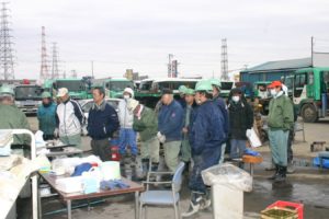 東日本大震災の様子を見る3 22 東北急送