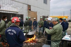 東日本大震災の様子を見る3 23 東北急送