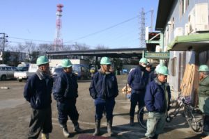 東日本大震災の様子を見る3 16 東北急送