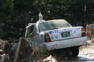 東日本大震災被災状況 2525ﾀｸｼｰ 32