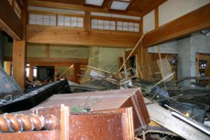東日本大震災被災状況 東北急送 会長宅(佐藤辰男) 04