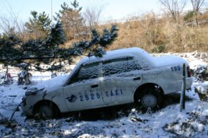 東日本大震災被災状況 2525ﾀｸｼｰ 45